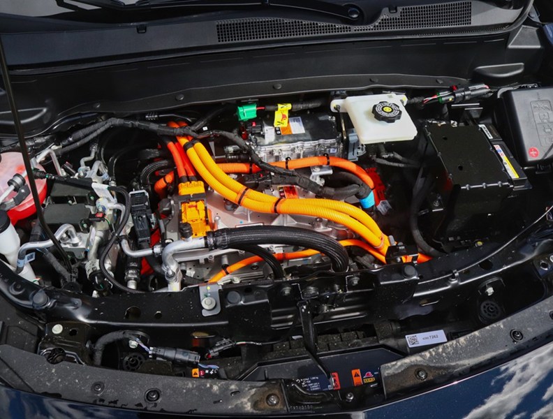 2027 Chevrolet Bolt FWD 4dr LT