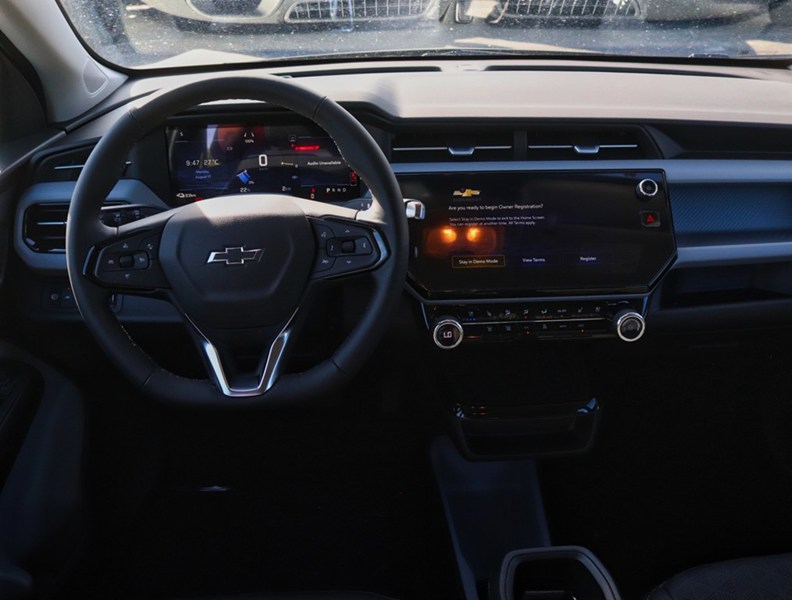 2027 Chevrolet Bolt FWD 4dr LT