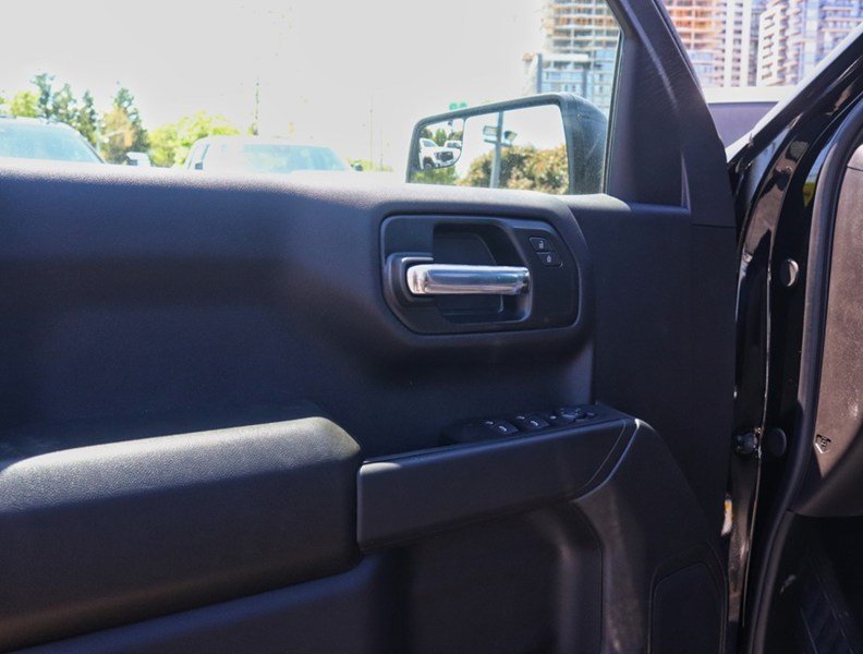 2026 Chevrolet Silverado 1500 4WD Crew Cab 147