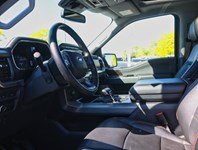 2022 Ford F-150 LARIAT | 4X4 | 5.0L | 502A | ROOF | 360 | PWR TLGT