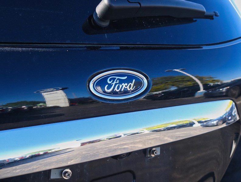 2019 Ford EcoSport Titanium | 4WD | NAV | ROOF | LEATHER | B&O