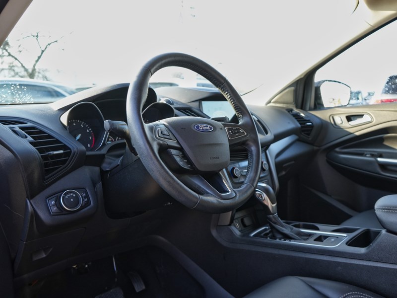 2019 Ford Escape SEL | 4WD | 1.5L | NAV | PWR LIFTGATE | ACTIVE X