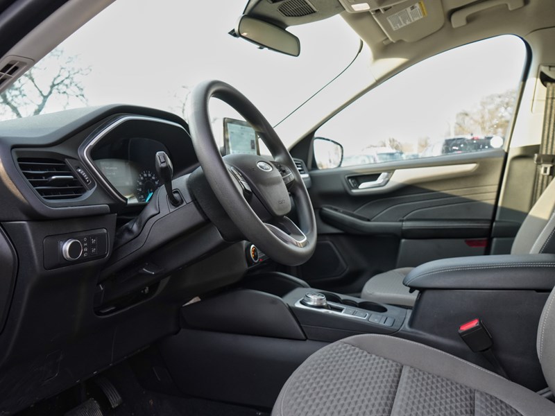 2021 Ford Escape SE | AWD | NAV | ADPTV CRUISE | BLIS | HTD SEATS