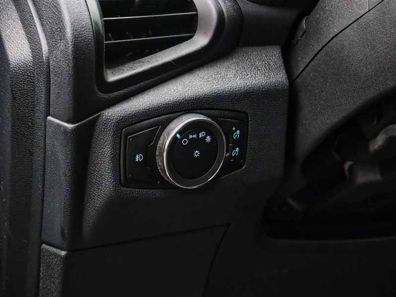 2022 Ford EcoSport SE | 4WD | 2.0L | NAV | REAR CAM | HTD SEATS | 17s