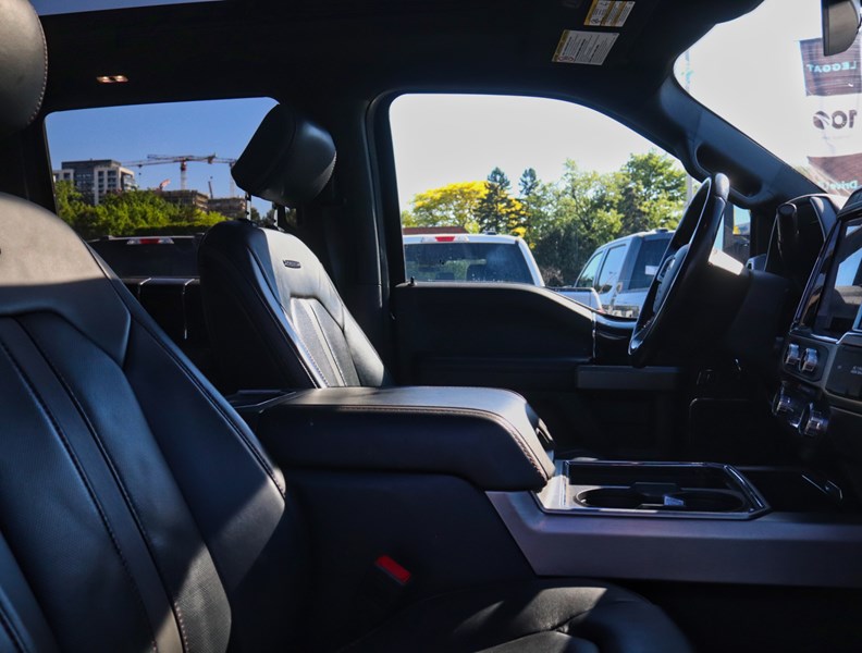 2022 Ford F-250 Platinum | 4X4 | 6.7L | TREMOR | ROOF | ADPT STEER