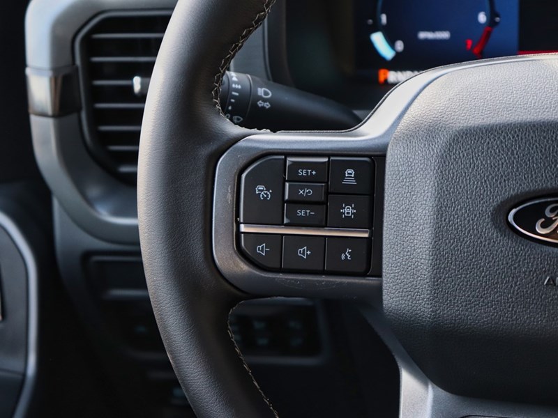 2025 Ford F-150 XLT | 4X4 | 2.7L | 302A | BLK PKG PLS | 360 | 20s