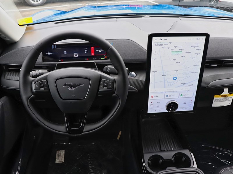 2025 Ford Mustang Mach-E Select | AWD | EXT BAT | COMF PKG | MB PWR CORD