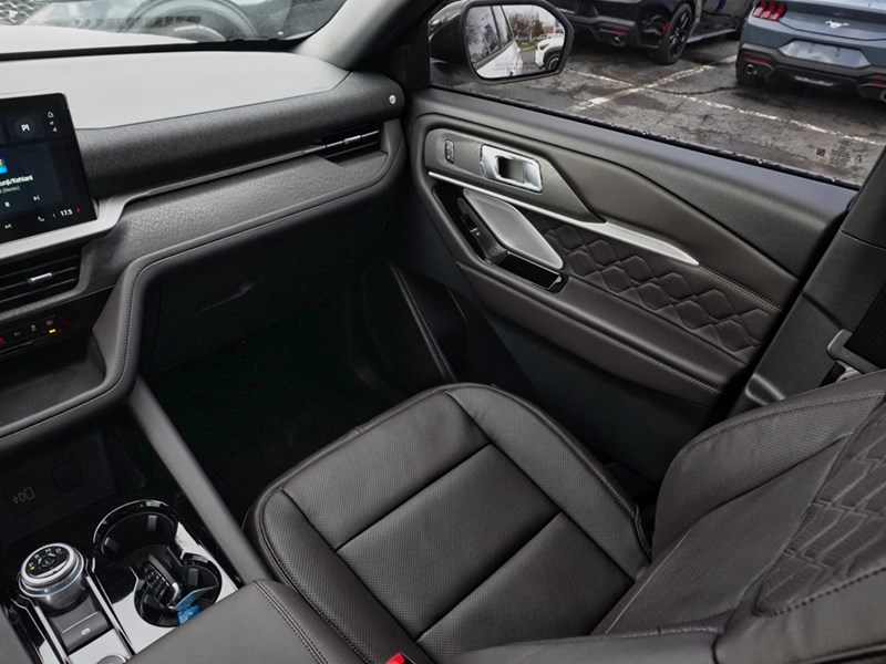 2026 Ford Explorer Platinum | 4WD | LUX LEATHER | 21s