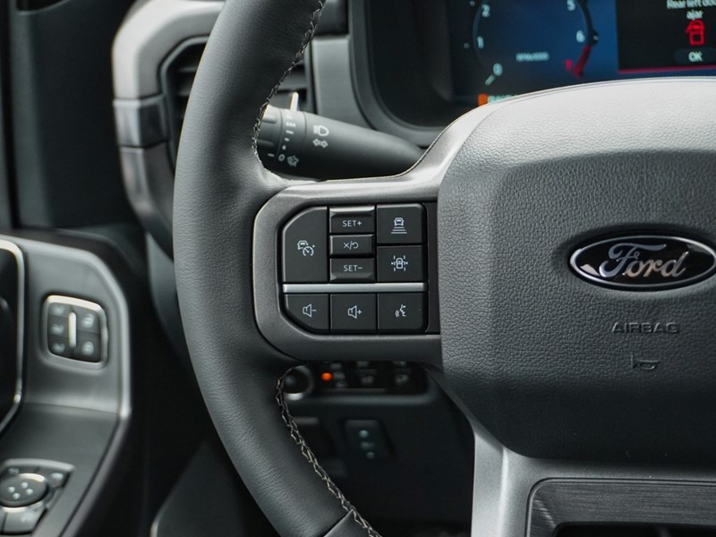 2026 Ford F-150 LARIAT | 4X4 | HYBRID | 502A | BLK PK | ROOF