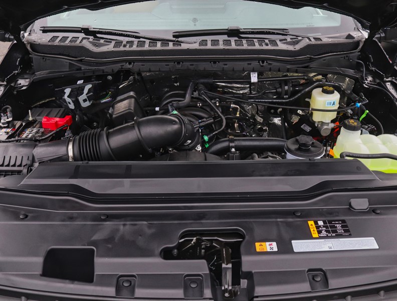 2026 Ford F-250 LARIAT | 4X4 | 6.8L | ROOF | CHROME PKG | ACTIVEX