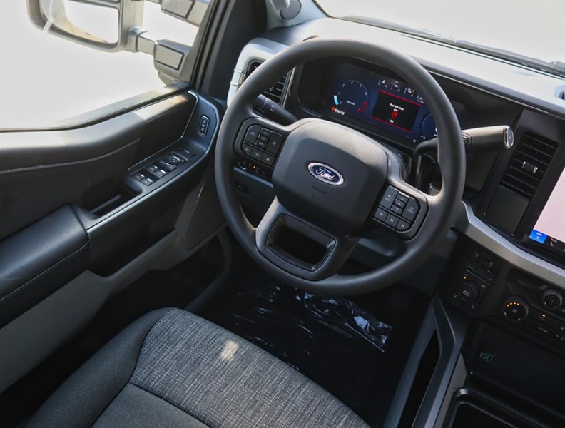 2026 Ford F-250 XLT | 4X4 | 6.8L | PREM PKG | BLK PKG | CONSOLE