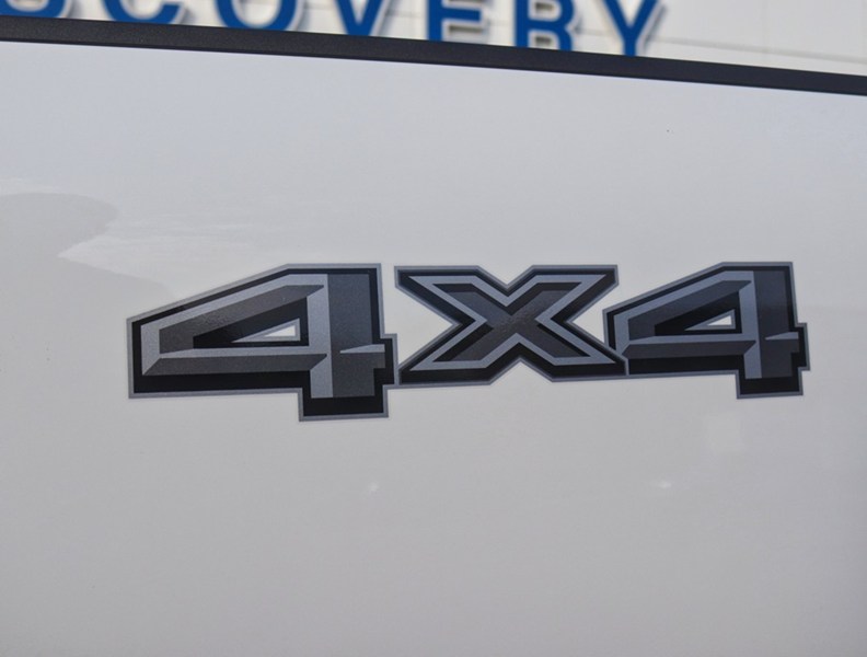 2026 Ford F-250 XLT | 4X4 | 6.8L | PREM PKG | BLK PKG | CONSOLE