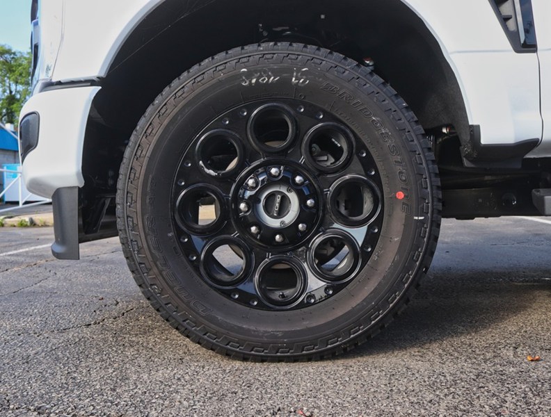 2026 Ford F-250 XLT | 4X4 | 6.8L | PREM PKG | BLK PKG | CONSOLE
