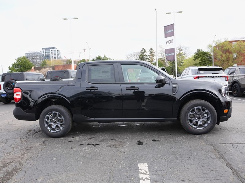 2026 Ford Maverick XLT | AWD | 2.0L | LUX PKG | 4K TOW | ROOF