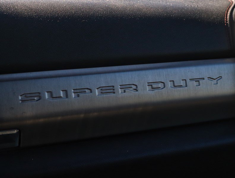 2022 Ford F-250 Platinum | 4X4 | 6.7L | TREMOR | ROOF | ADPT STEER