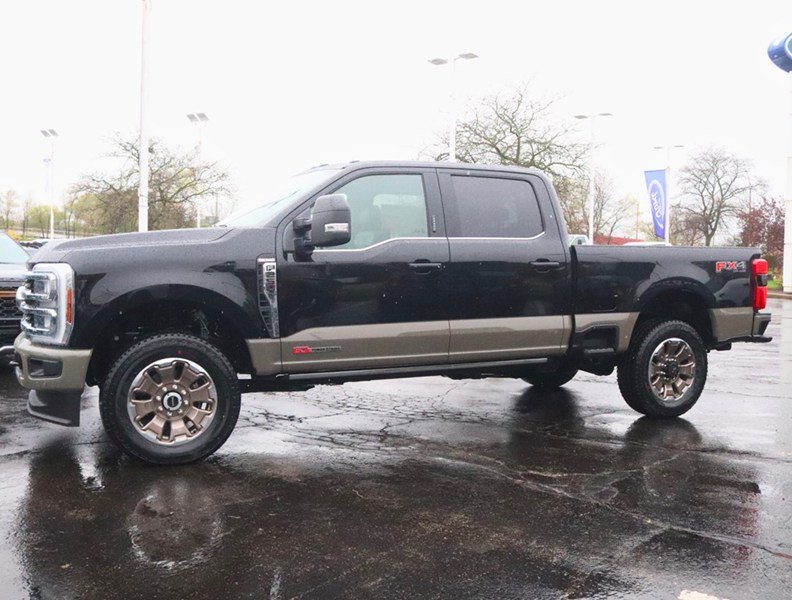 2026 Ford F-250 King Ranch | 4X4 | 6.7L | ROOF | FX4 | MAX RECLINE