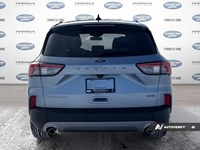 2022 Ford Escape Titanium Hybrid AWD