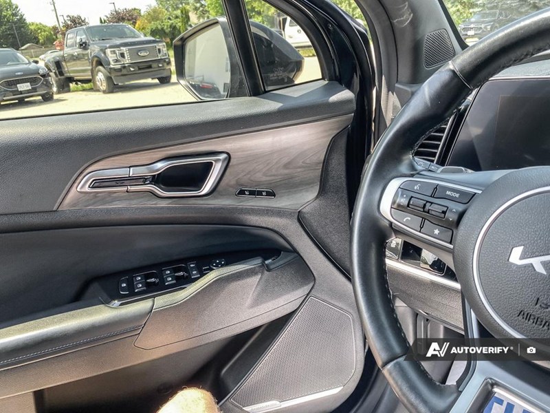 2023 Kia Sportage X-Line Limited AWD w/Black Interior