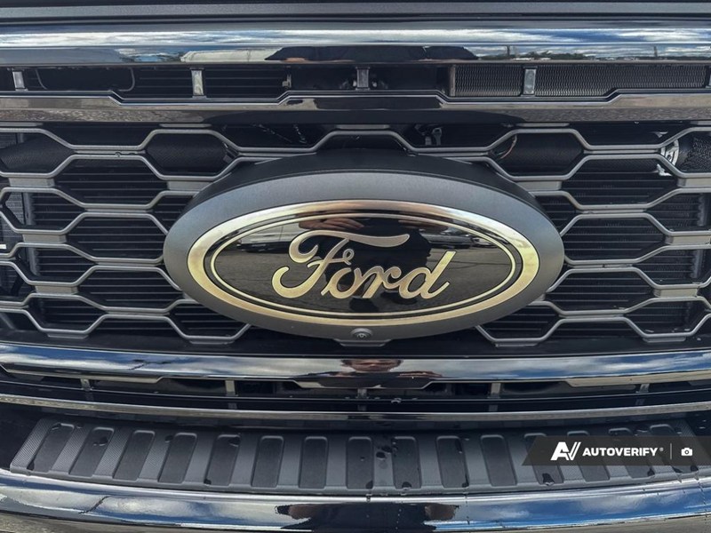 2026 Ford F-350 LARIAT 4WD Crew Cab 6.75' Box