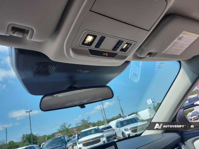 2026 Ford Explorer Active w/200A Pkg 4WD