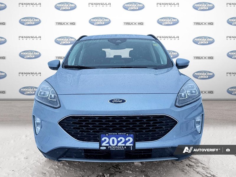 2022 Ford Escape Titanium AWD