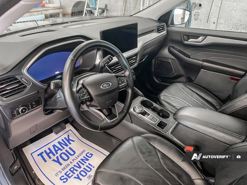 2025 Ford Escape Platinum AWD
