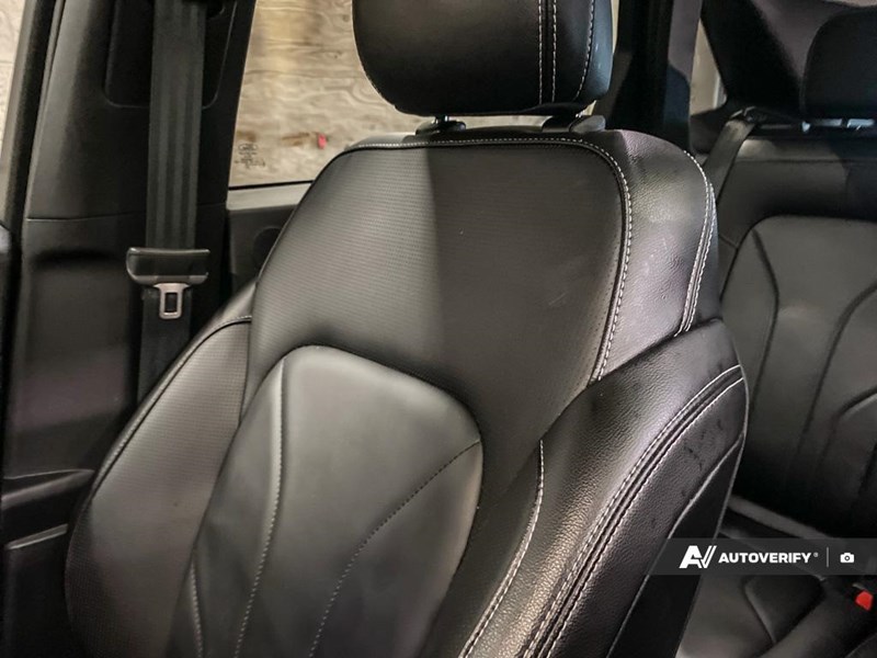 2025 Ford Escape Platinum AWD