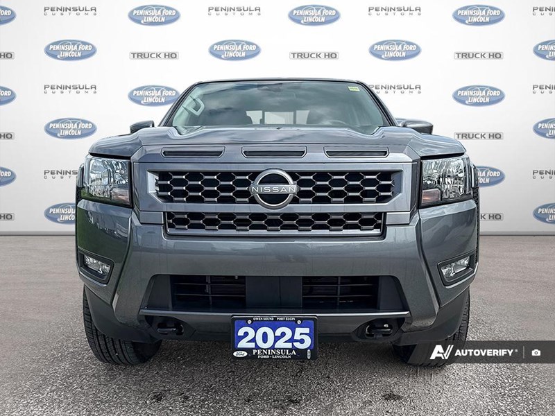 2025 Nissan Frontier Crew Cab 4x4 Long Bed SV