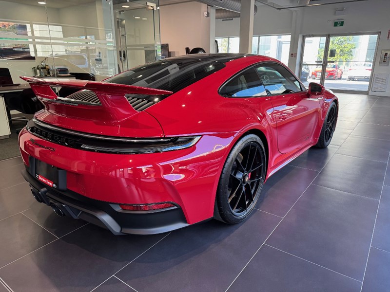 2025 Porsche 911 Carrera GTS Coupe