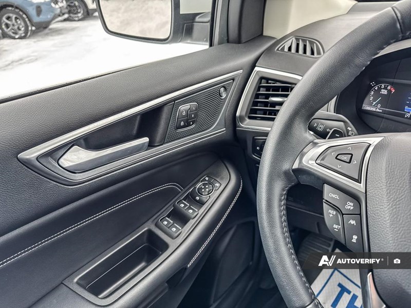 2024 Ford Edge Titanium AWD