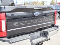 2022 Ford F-250 LARIAT 4WD Crew Cab 6.75' Box