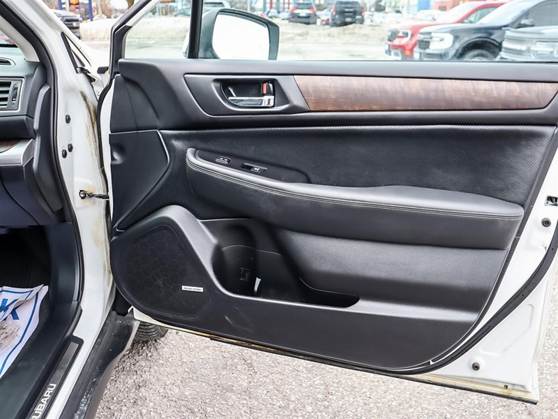 2015 Subaru Outback 5dr Wgn CVT 2.5i w/Limited Pkg