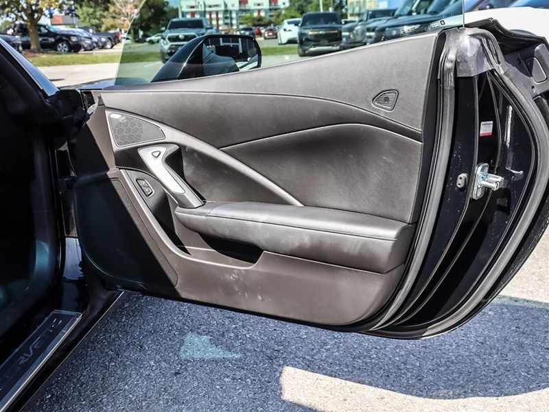 2016 Chevrolet Corvette 2dr Stingray Z51 Cpe w/1LT