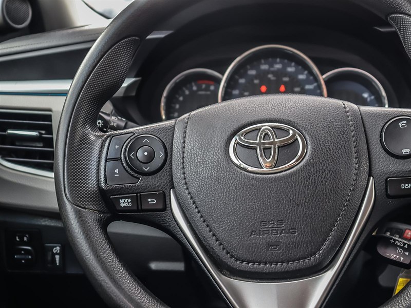 2016 Toyota Corolla 4dr Sdn CVT LE