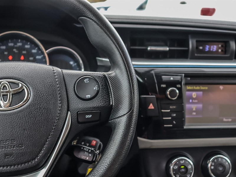 2016 Toyota Corolla 4dr Sdn CVT LE