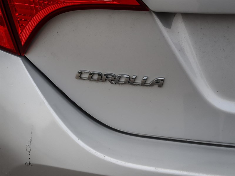 2016 Toyota Corolla 4dr Sdn CVT LE