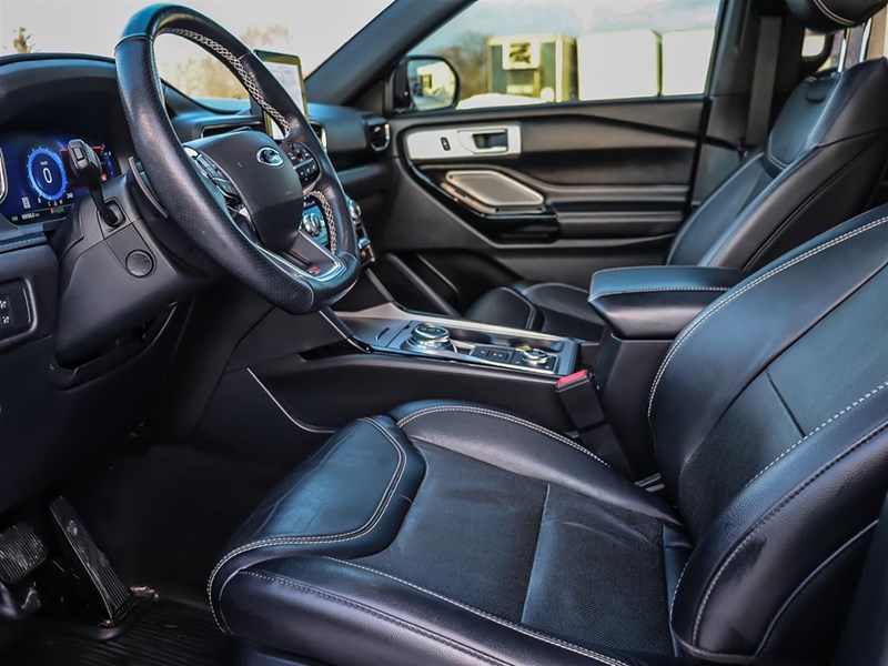 2022 Ford Explorer ST 4WD/ PRM,TECH PCKG