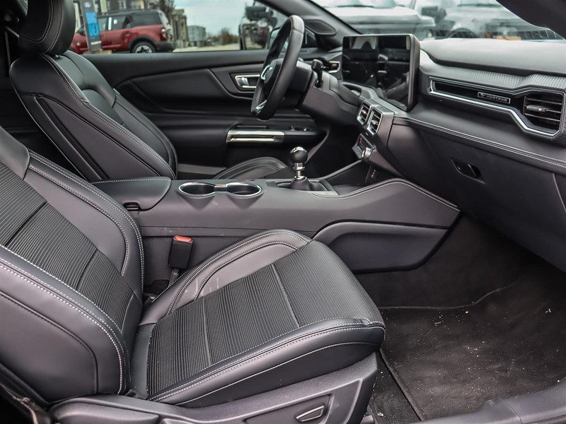 2025 Ford Mustang GT Premium Fastback