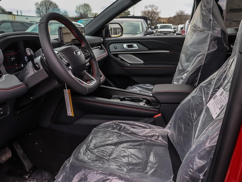 2026 Ford Explorer ST 4WD