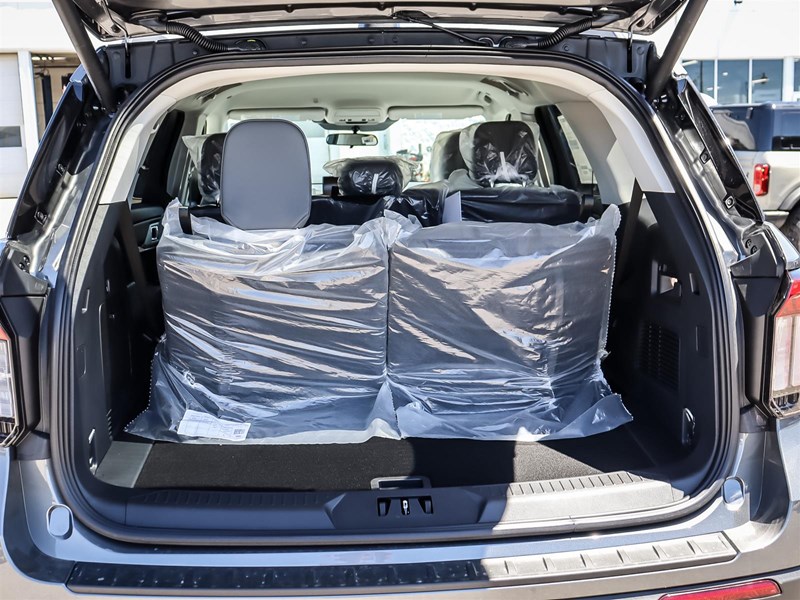 2026 Ford Explorer Active w/200A Pkg 4WD