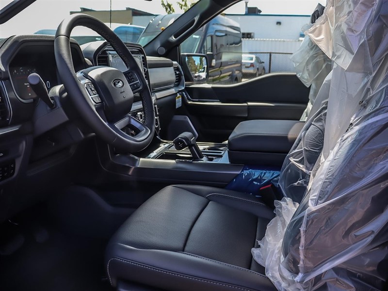 2026 Ford F-150 LARIAT 4WD SuperCrew 5.5' Box