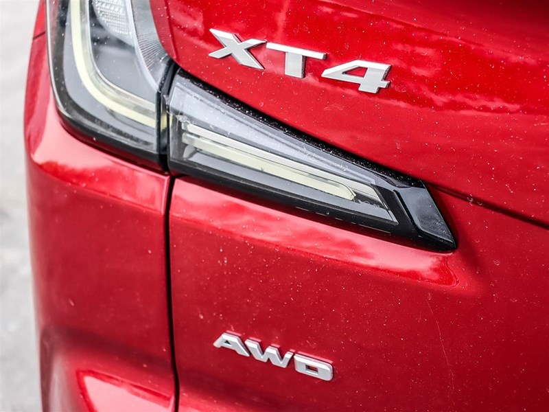 2019 Cadillac XT4 AWD 4dr Sport