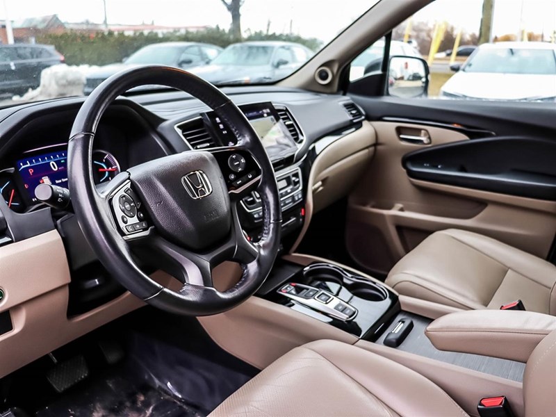 2021 Honda Pilot Touring 8-Passenger AWD