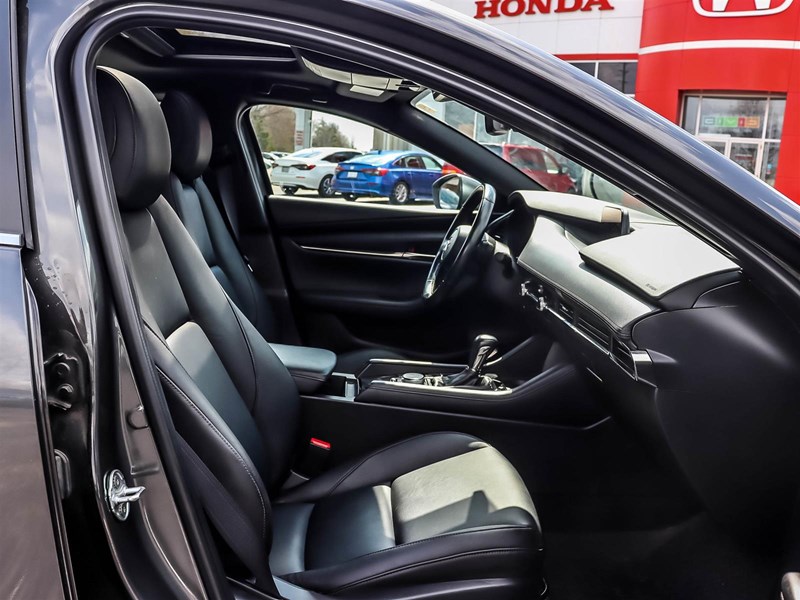 2023 Mazda Mazda3 Sport GS Auto FWD