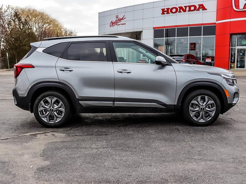 2025 Kia Seltos EX AWD