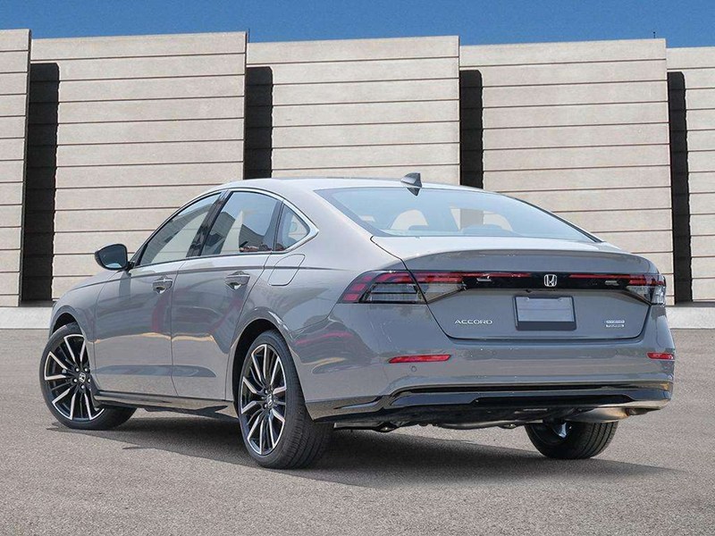 2026 Honda Accord Hybrid Touring eCVT