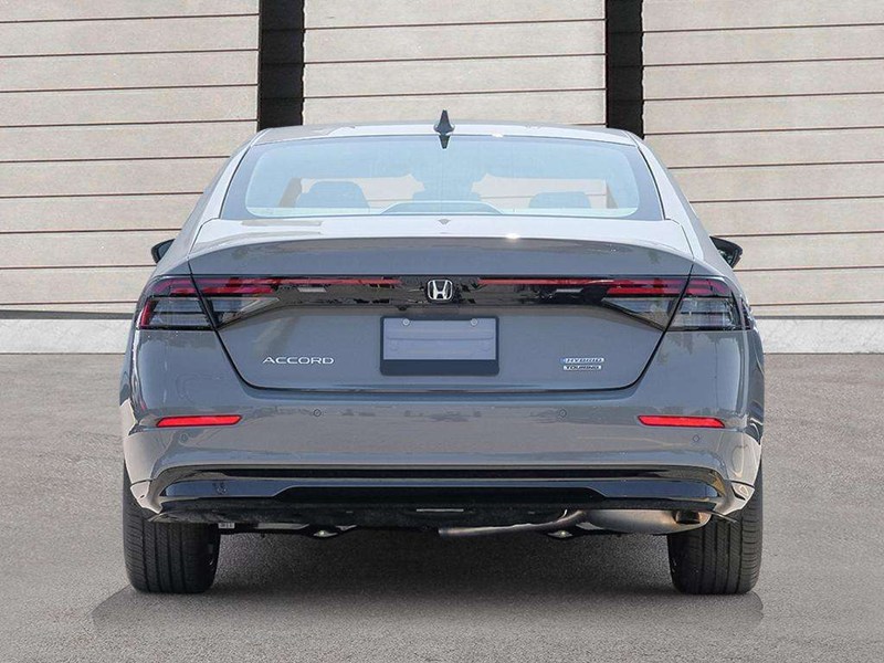 2026 Honda Accord Hybrid Touring eCVT