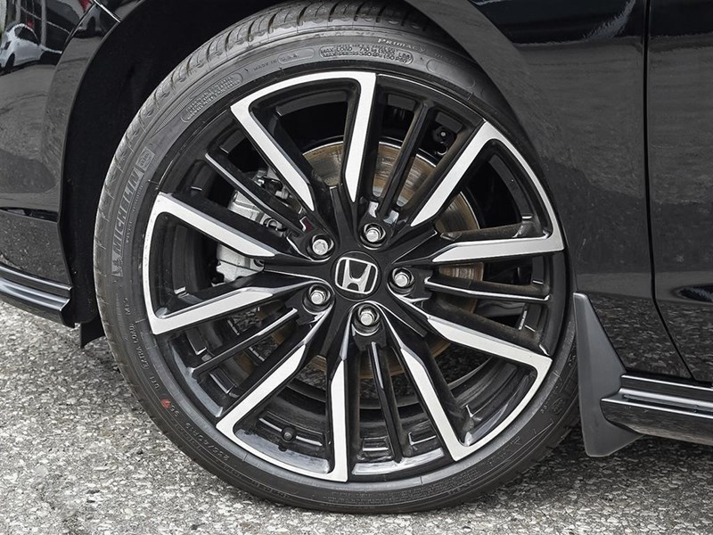 2026 Honda Accord Hybrid Touring eCVT