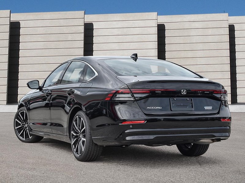 2026 Honda Accord Hybrid Touring eCVT