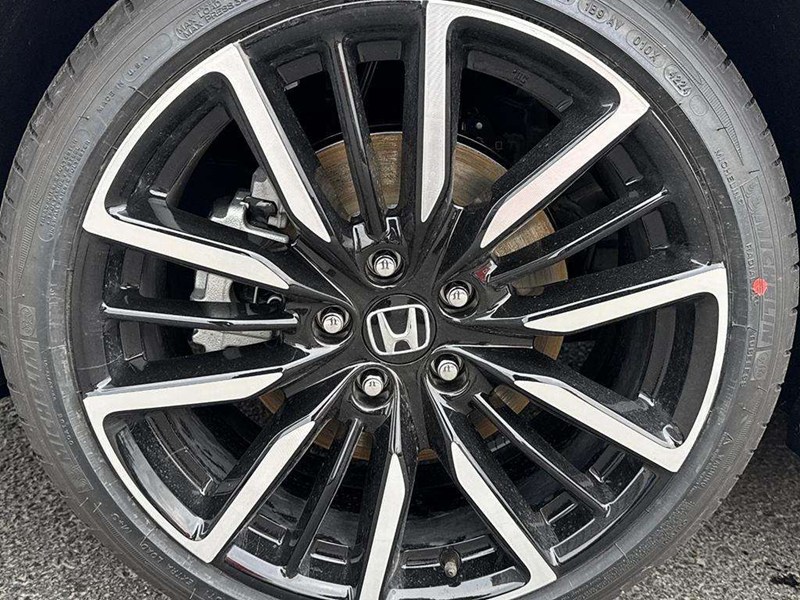2026 Honda Accord Hybrid Touring eCVT
